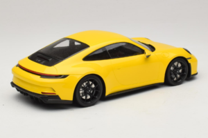 Porsche 911 992 GT3 Touring Жълт Черни Джанти Minichamps 1:18 117069021 Метал — снимка 2 от 6