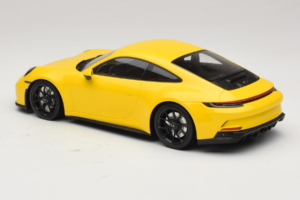 Porsche 911 992 GT3 Touring Жълт Черни Джанти Minichamps 1:18 117069021 Метал — снимка 5 от 6