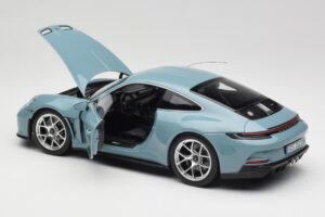 Porsche 911 992 S/T Meissen Blue Norev 1:18 187470 Метал — снимка 5 от 8
