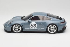 Porsche 911 992 ST Gentian Blue Metallic GT Spirit 1:18 GT491 Смола — снимка 3 от 6