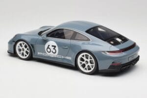 Porsche 911 992 ST Gentian Blue Metallic GT Spirit 1:18 GT491 Смола — снимка 5 от 6