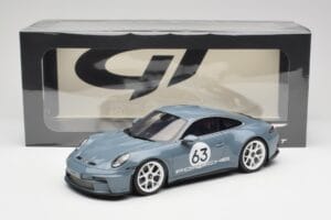 Porsche 911 992 ST Gentian Blue Metallic GT Spirit 1:18 GT491 Смола — снимка 6 от 6