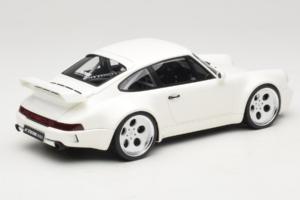 Porsche 911 992 Strosek Giga White GT Spirit 1:18 GT525 Смола — снимка 2 от 6