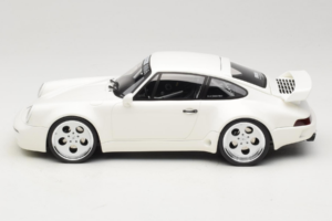 Porsche 911 992 Strosek Giga White GT Spirit 1:18 GT525 Смола — снимка 3 от 6