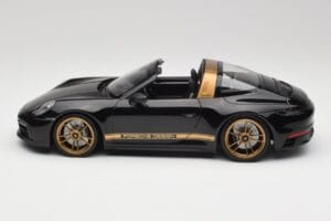Porsche 911 992 Targa Porsche Design Черен & Златен Concept Minichamps 1:18 PORSCHE001 Метал — снимка 3 от 6