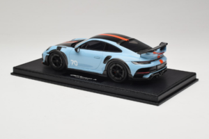 Porsche 911 992 TechArt GTstreet R Gulf Blue TechArt 1:18 REMC010 Смола — снимка 5 от 6