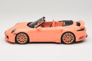 Porsche 911 992 Turbo S Cabriolet Brabus 900 Peetch GT Spirit 1:18 GT564 Смола — снимка 3 от 6