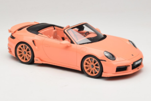 Porsche 911 992 Turbo S Cabriolet Brabus 900 Peetch GT Spirit 1:18 GT564 Смола — снимка 4 от 6