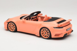 Porsche 911 992 Turbo S Cabriolet Brabus 900 Peetch GT Spirit 1:18 GT564 Смола — снимка 5 от 6