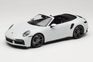 Porsche 911 992 Turbo S Кабриолет White Metallic Minichamps 1:18 155069080 Метал