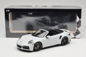 Porsche 911 992 Turbo S Кабриолет White Metallic Minichamps 1:18 155069080 Метал — снимка 6 от 6