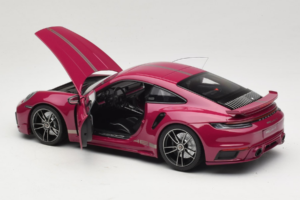 Porsche 911 992 Turbo S Coupe Sport Design Червен Minichamps 1:18 113069075 Метал — снимка 5 от 8