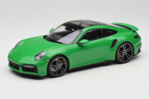 Porsche 911 992 Turbo S Зелен Minichamps 1:18 153069077 Метал