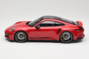 Porsche 911 992 Turbo S Червен Minichamps 1:18 155069070 Метал — снимка 3 от 6