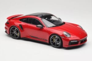 Porsche 911 992 Turbo S Червен Minichamps 1:18 155069070 Метал — снимка 4 от 6
