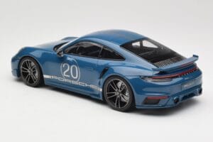 Porsche 911 992 Turbo S Sport Design Package Gentian Blue Metallic Minichamps 1:18 155069170 Метал — снимка 5 от 6