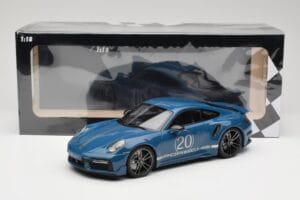 Porsche 911 992 Turbo S Sport Design Package Gentian Blue Metallic Minichamps 1:18 155069170 Метал — снимка 6 от 6