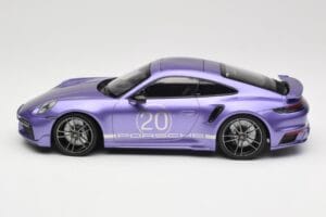 Porsche 911 992 Turbo S Sport Design Package Viola Metallic Minichamps 1:18 155069174 Метал — снимка 3 от 6