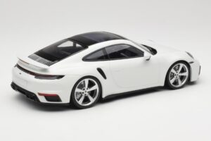 Porsche 911 Turbo S 992 Бял Minichamps 1:18 WAP0211620RTRB Метал — снимка 2 от 6
