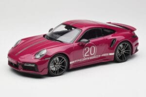 Porsche 911 992 Turbo S със Sport Design Package Червен Minichamps 1:18 155069172 Метал
