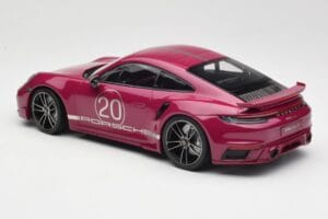 Porsche 911 992 Turbo S със Sport Design Package Червен Minichamps 1:18 155069172 Метал — снимка 5 от 6