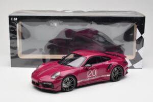 Porsche 911 992 Turbo S със Sport Design Package Червен Minichamps 1:18 155069172 Метал — снимка 6 от 6