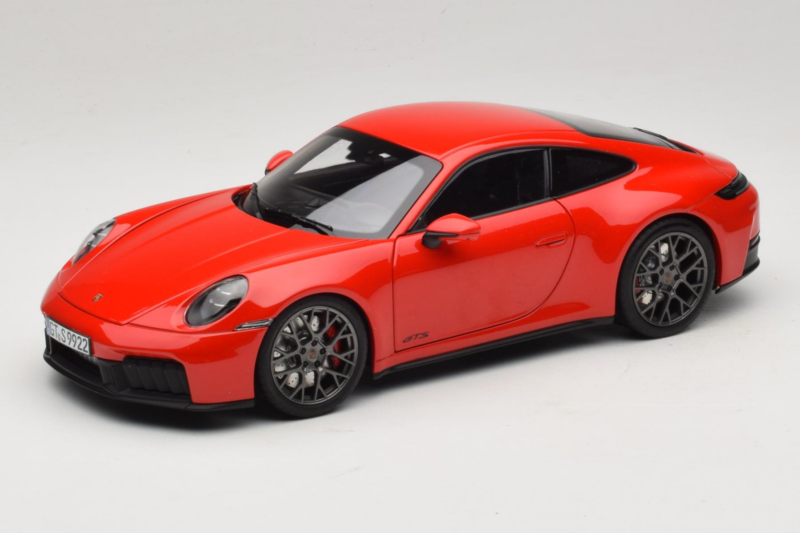 Porsche 911 992.2 Carrera 4 GTS Guards Red Norev 1:18 187171 Метал