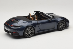 Porsche 911 992.2 Carrera Кабриолет Yachting Blue Norev 1:18 187180 Метал — снимка 3 от 8