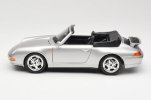 Porsche 911 993 Carrera Кабриолет Сребрист Bburago 1:18 18-12039 Метал — снимка 4 от 8
