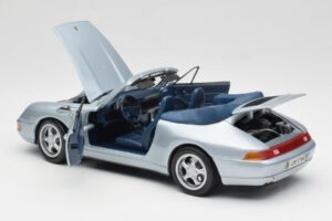 Porsche 911 993 Carrera Кабриолет Сребрист Maisto 1:18 100299-M1 Метал — снимка 5 от 8