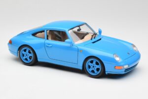 Porsche 911 993 Carrera Син Bburago 1:18 3060 Метал — снимка 6 от 8