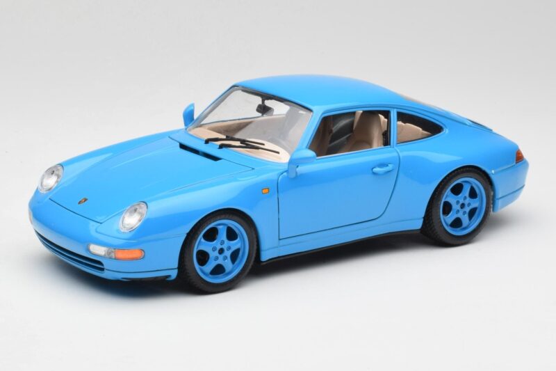 Porsche 911 993 Carrera Син Bburago 1:18 3060 Метал