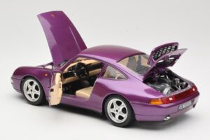 Porsche 911 993 Carrera Лилав Bburago 1:18 3060-M2 Метал — снимка 5 от 8
