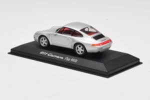Porsche 911 993 Carrera Сребрист Minichamps 1:43 WAP02003597 Метал — снимка 3 от 4