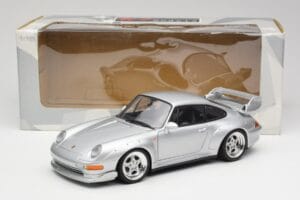 Porsche 911 993 GT2 Arctic Сребрист Металик UT Models 1:18 27831 Метал — снимка 8 от 8