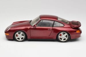 Porsche 911 993 Turbo Arena Червен Металик UT Models 1:18 27811 Метал — снимка 4 от 8