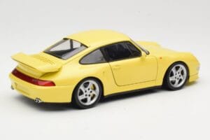 Porsche 911 993 Turbo S Жълт UT Models 1:18 27836 Метал — снимка 3 от 8