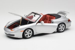 Porsche 911 996 Кабриолет Сребрист Gate 1:18 1052 Метал — снимка 2 от 8