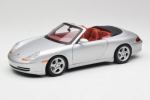 Porsche 911 996 Кабриолет Сребрист Gate 1:18 1052 Метал