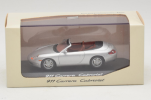 Porsche 911 996 Кабриолет Сребрист Minichamps 1:43 WAP02004097 Метал — снимка 4 от 4
