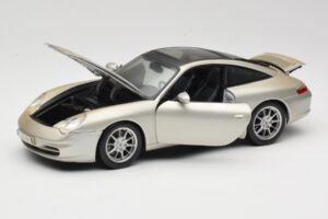 Porsche 911 996 Carrera 4S Сребрист Maisto 1:18 WAP02102212 Метал — снимка 2 от 8