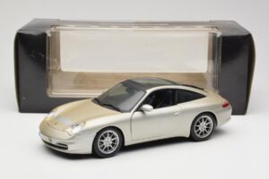 Porsche 911 996 Carrera 4S Сребрист Maisto 1:18 WAP02102212 Метал — снимка 8 от 8