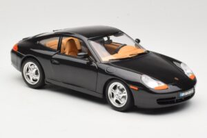 Porsche 911 996 Carrera Черен Bburago 1:18 3385-M2 Метал — снимка 6 от 8