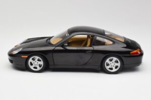 Porsche 911 996 Carrera Черен Gate 1:18 1043 Метал — снимка 4 от 8