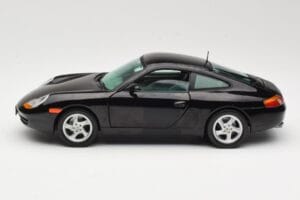Porsche 911 996 Carrera Черен Sun Star 1:18 1202 Метал — снимка 4 от 8