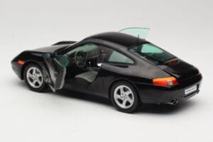 Porsche 911 996 Carrera Черен Sun Star 1:18 1202 Метал — снимка 5 от 8