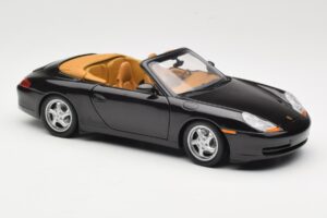 Porsche 911 996 Carrera Кабриолет Черен UT Models 1:18 WAP02100997 Метал — снимка 6 от 8