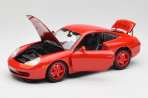Porsche 911 996 Carrera Червен Лимитирано Издание Bburago 1:18 3385-M1 Метал — снимка 2 от 8