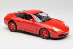Porsche 911 996 Carrera Червен Лимитирано Издание Bburago 1:18 3385-M1 Метал — снимка 6 от 8