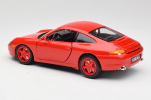 Porsche 911 996 Carrera Червен Лимитирано Издание Bburago 1:18 3385-M1 Метал — снимка 7 от 8